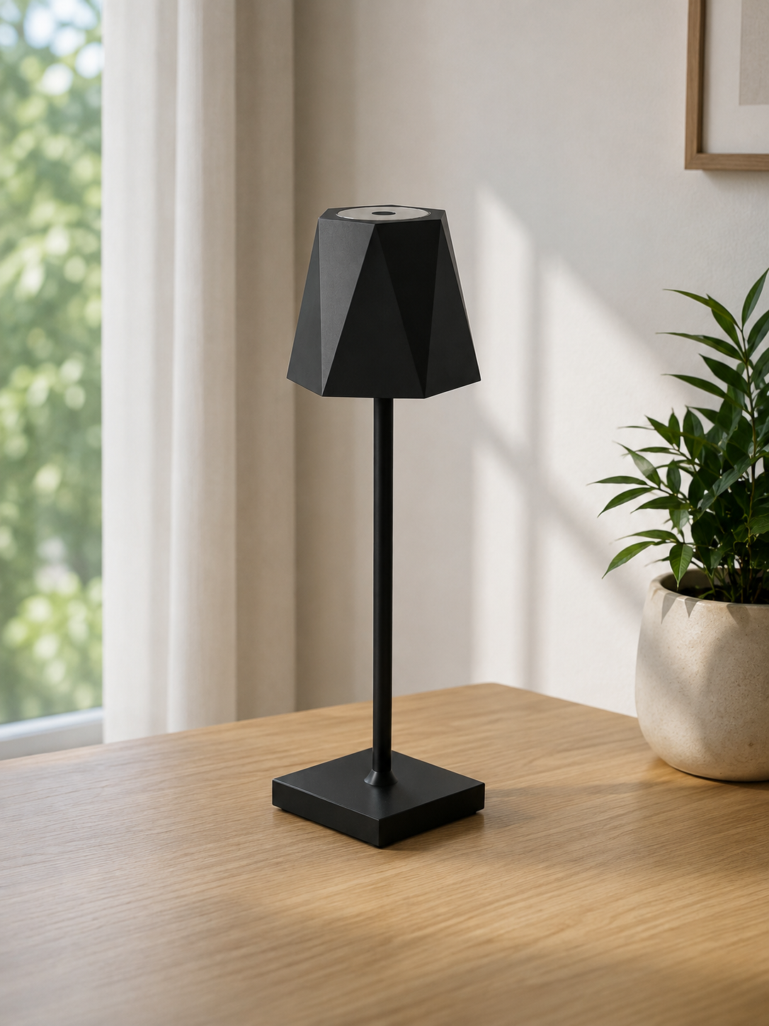 Rechargeable RGBW Touch Table Lamp