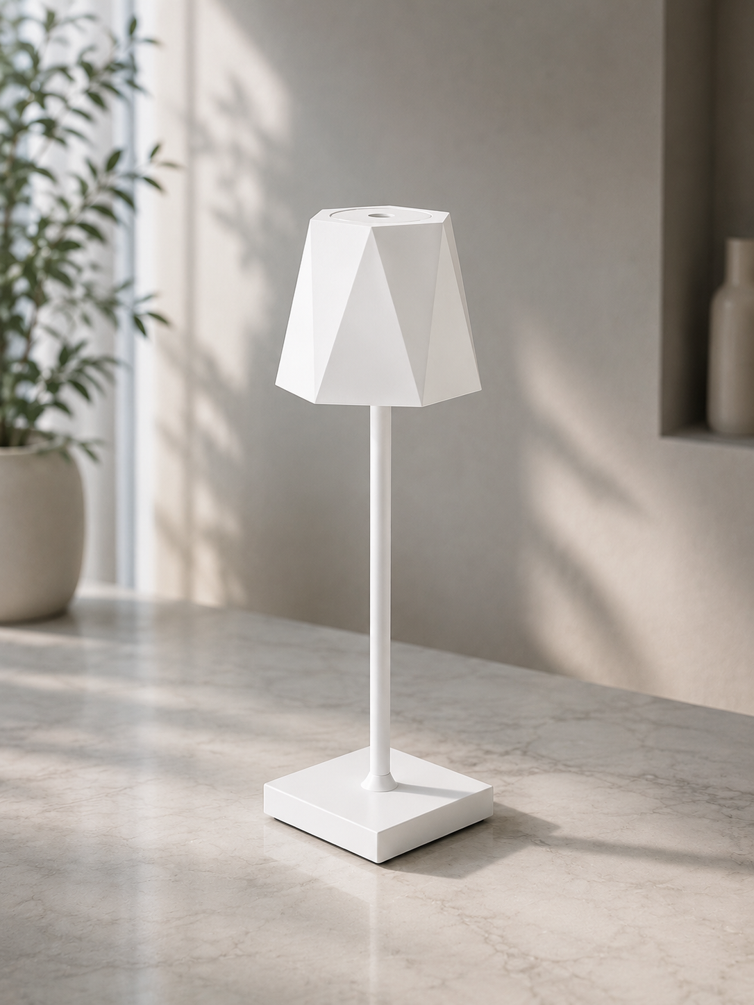 Rechargeable RGBW Touch Table Lamp